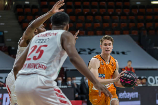 蒂尼那种优 蒂尼那种优